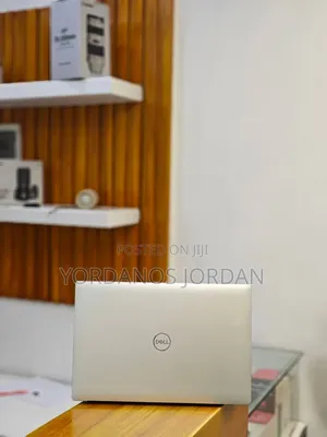 New Laptop Dell XPS 15 16GB Intel Core i9 SSD 512GB