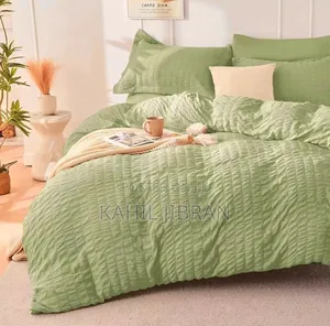 Comforter Quality Smooth 1 Colour Comforters