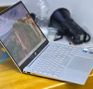 New Laptop HP Pavilion 14 16GB Intel Core i5 SSD 512GB
