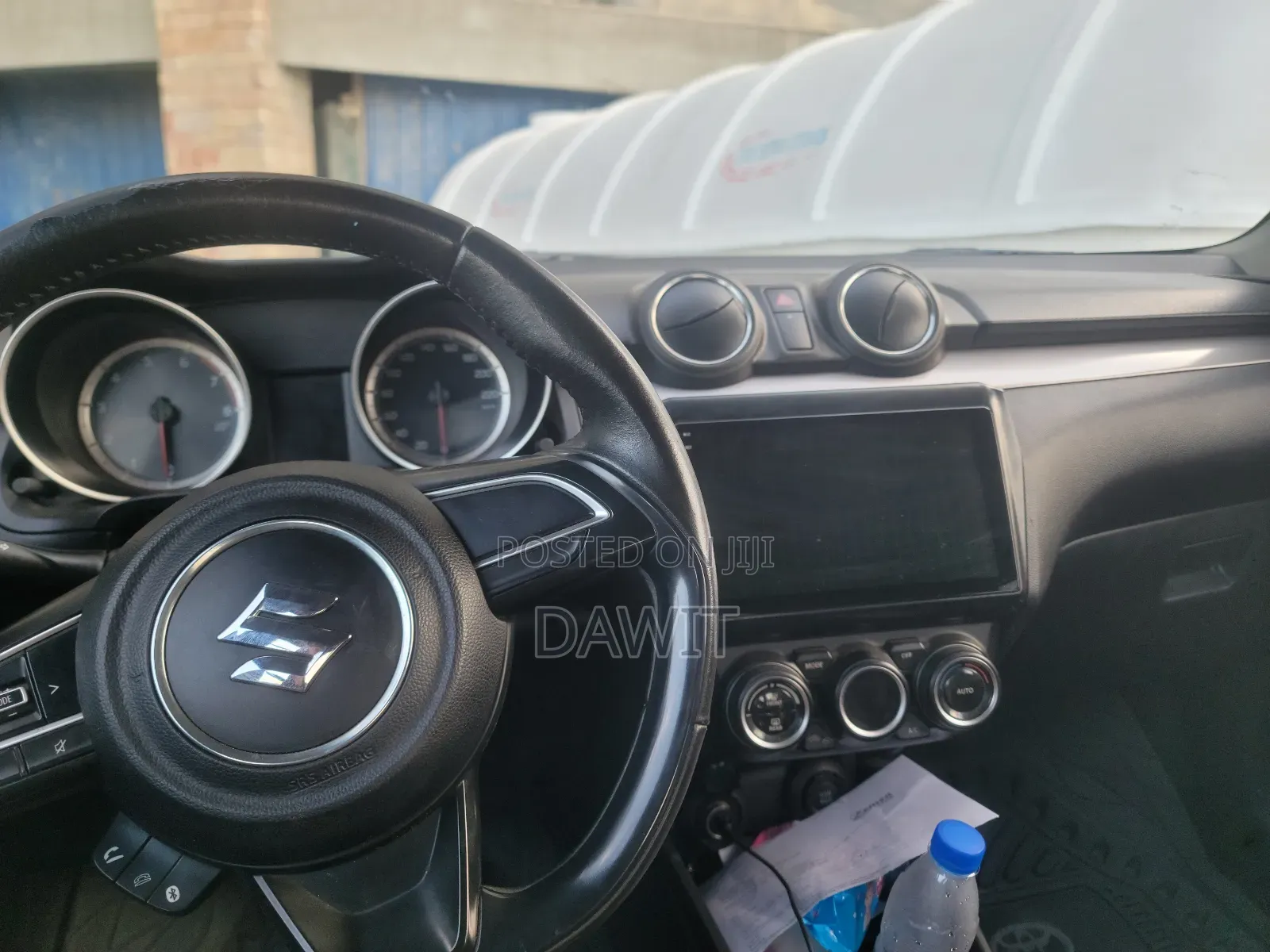 Suzuki Swift 2022 Silver