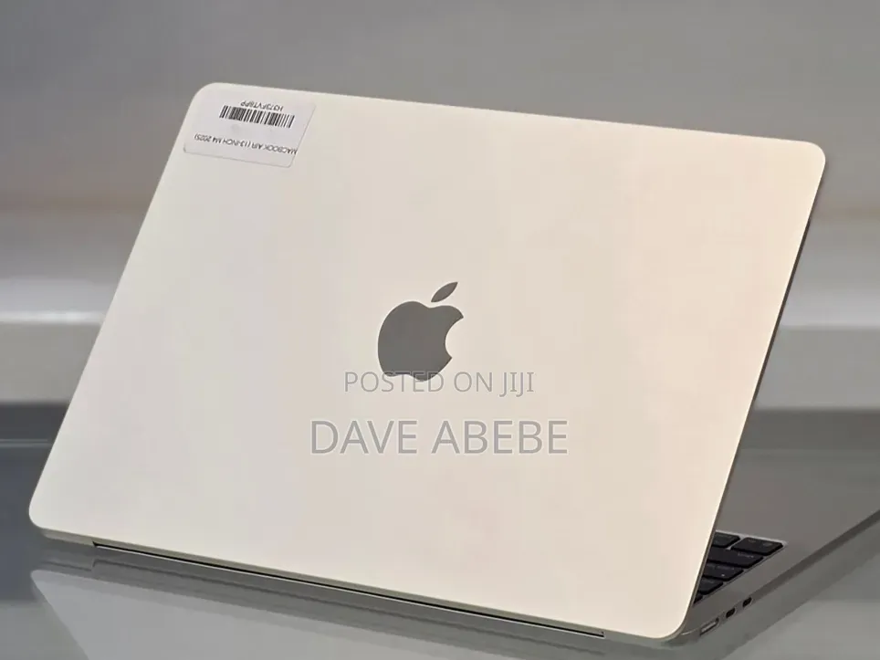 New Laptop Apple MacBook Air 2025 M4 13-inch 16GB Apple M4 SSD 256GB