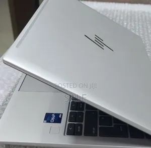 New Laptop HP EliteBook 830 G9 16GB Intel Core i5 SSD 512GB