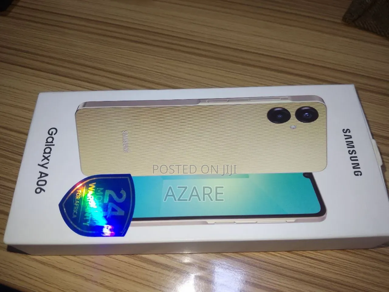 New Samsung Galaxy A06 64 GB Gold