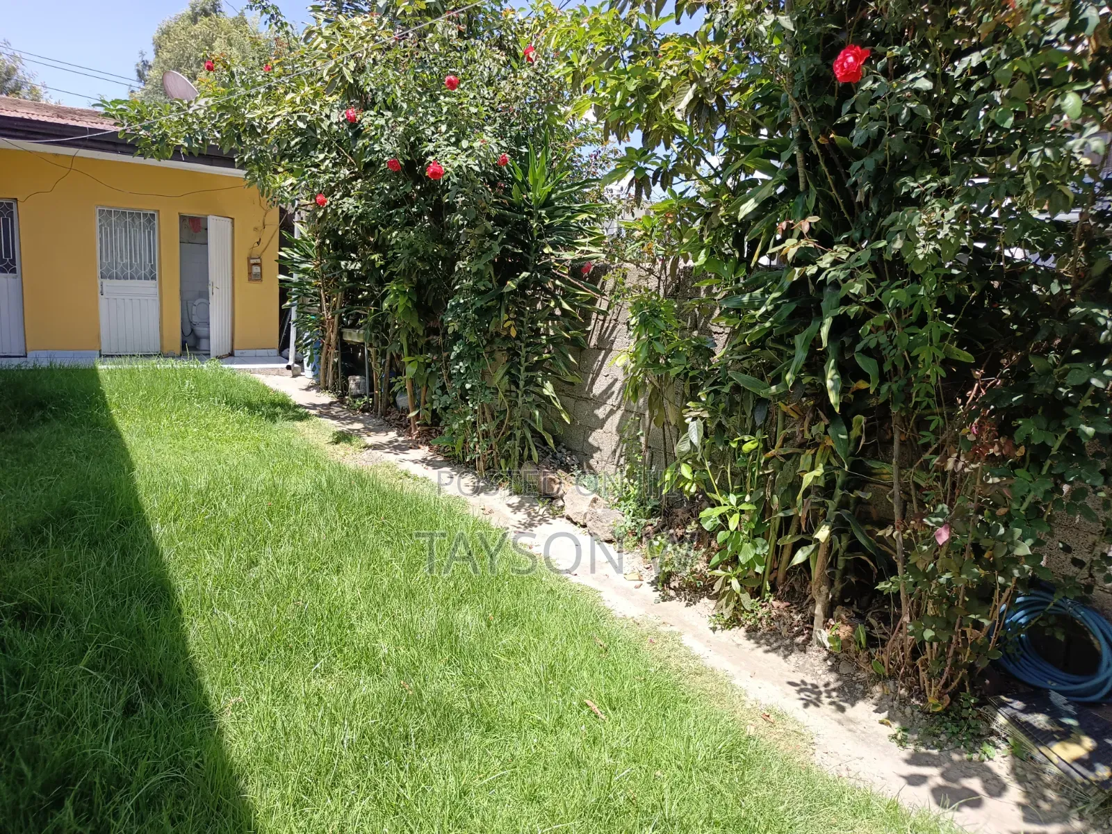 3bdrm Villa in Addis Ababa Jacros, Bole for sale