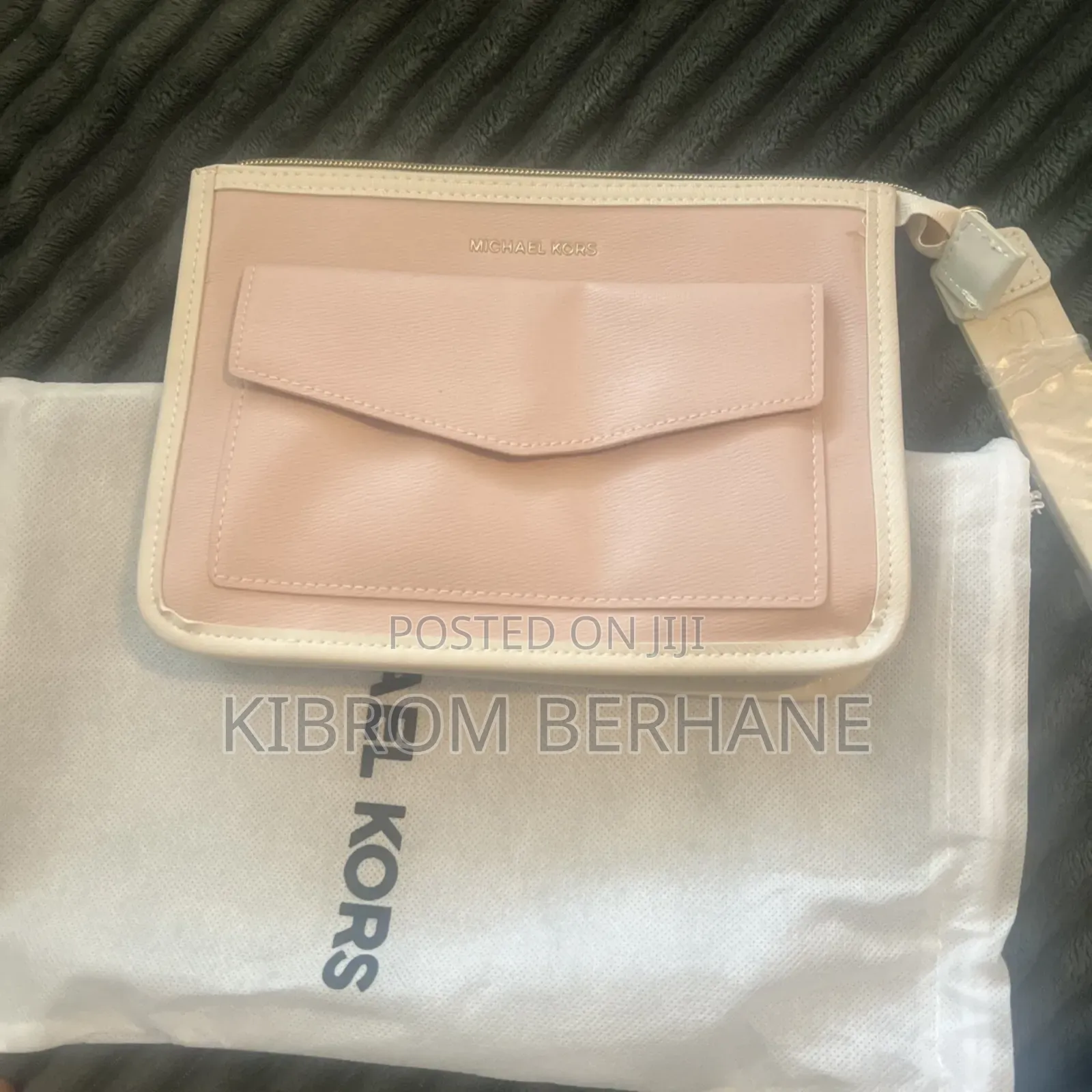 Michael Kors Trousse Pouch.