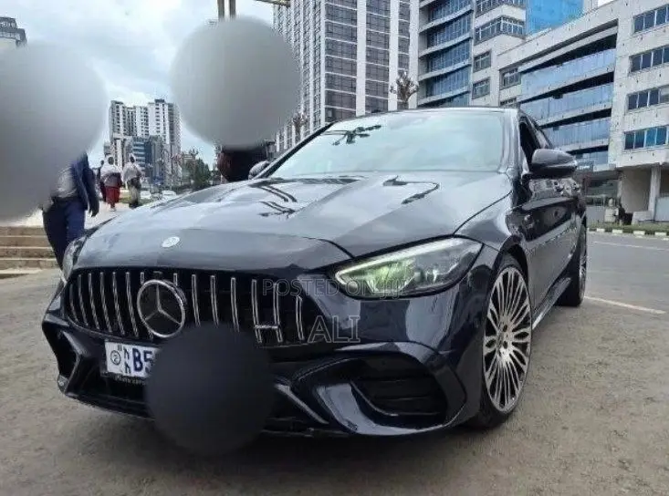 Mercedes-Benz C220 2017 Black