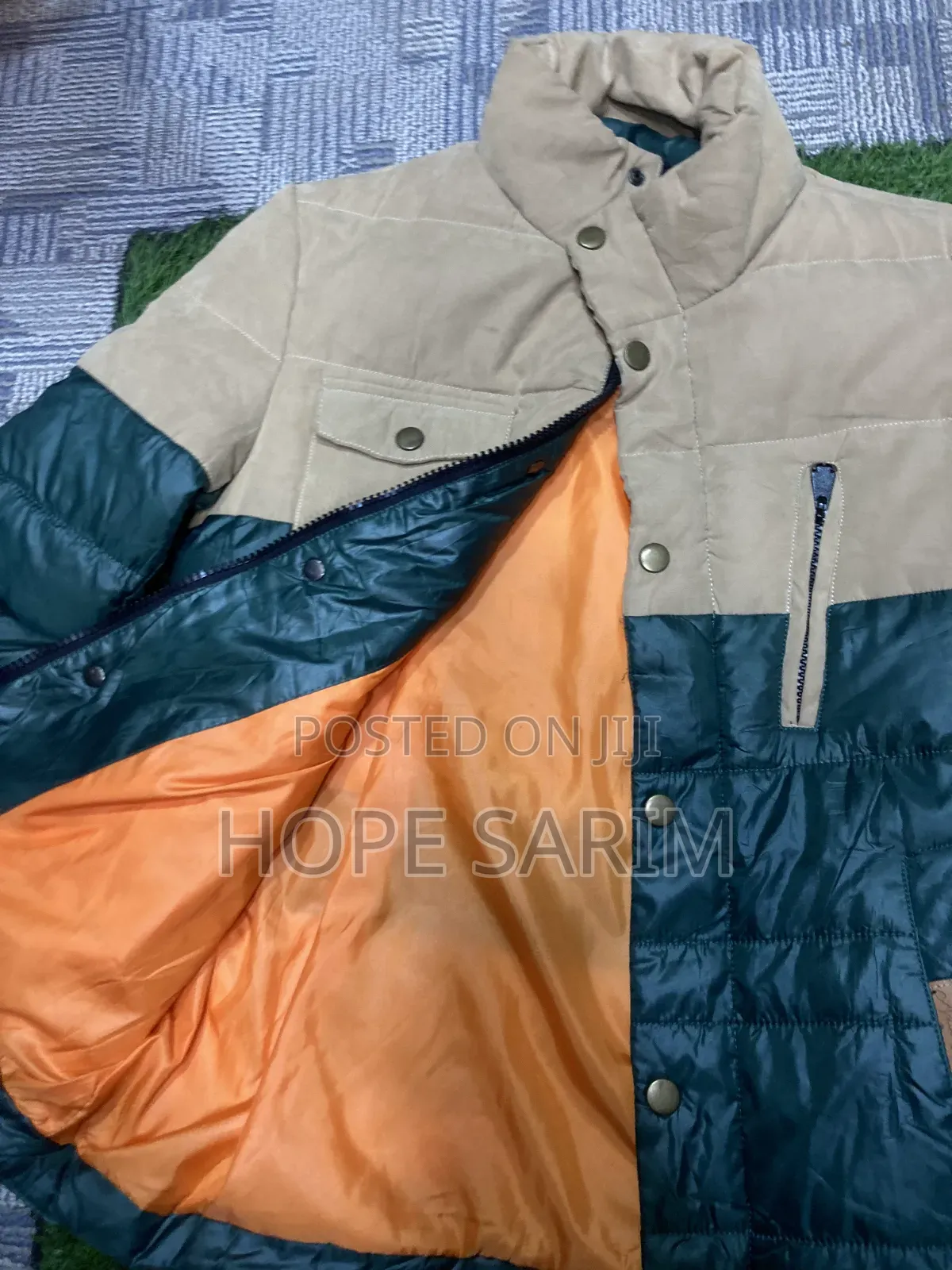 Stylish Two-Tone Puffer Jacket -