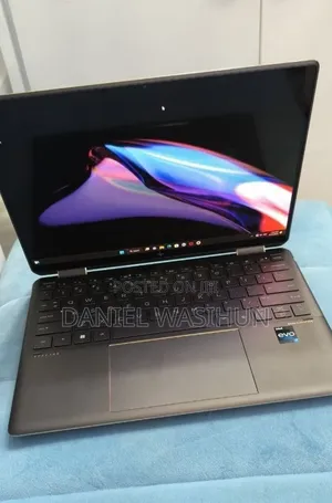 New Laptop HP Spectra 13 16GB Intel Core i7 SSD 1T