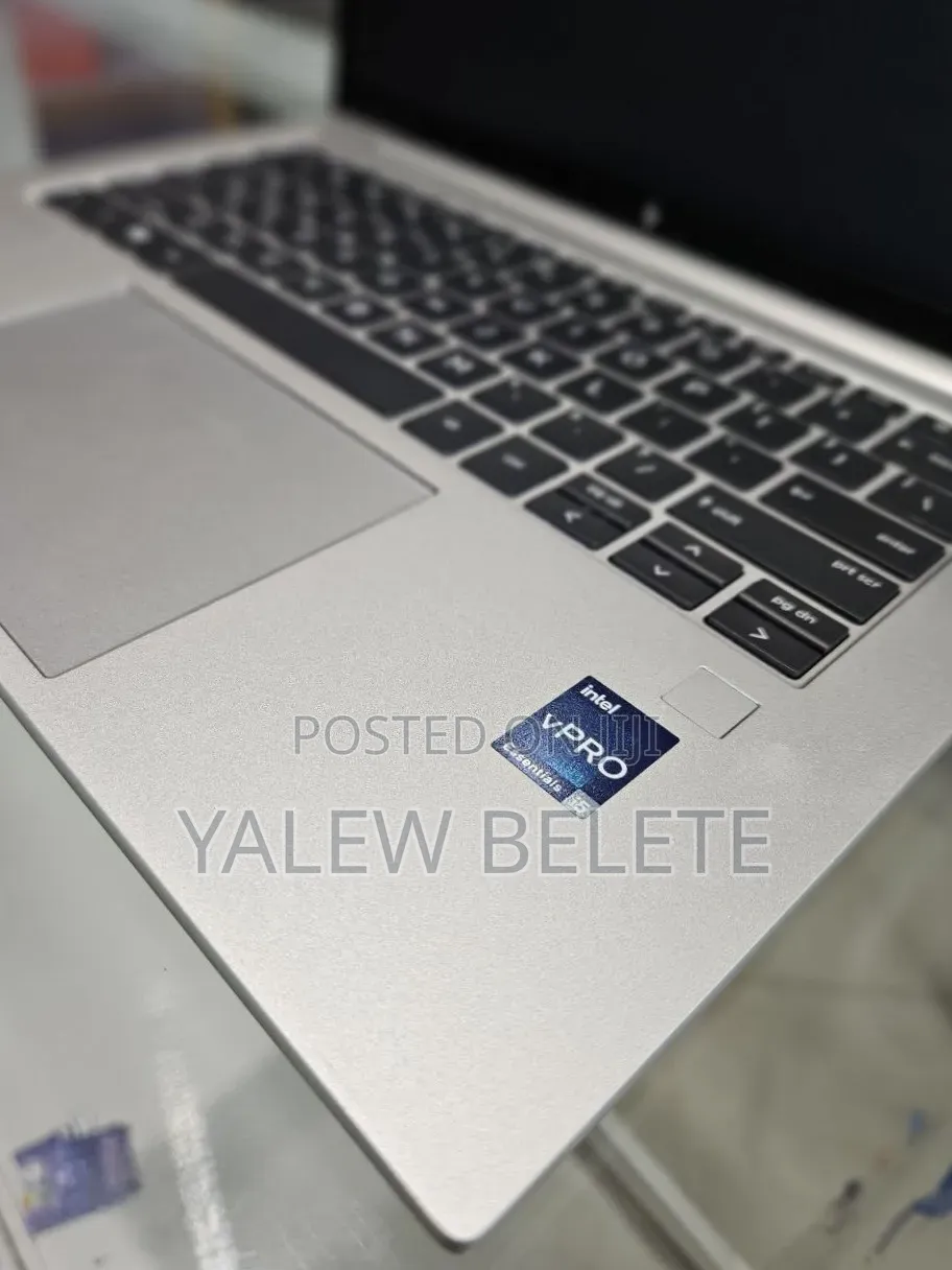 New Laptop HP EliteBook 840 10 16GB Intel Core i5 SSD 512GB