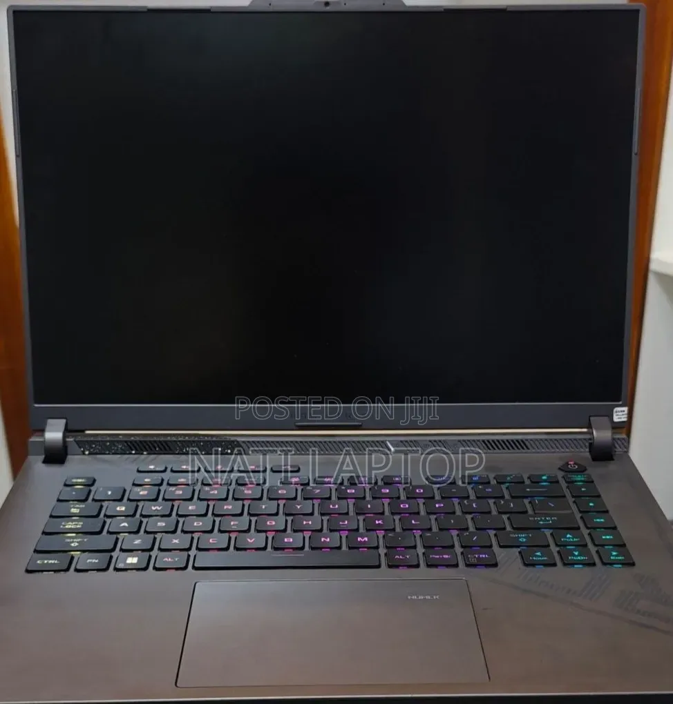 New Laptop Asus ROG Strix G15 16GB Intel Core i9 SSD 1T