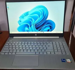 New Laptop HP Stream Notebook 8GB Intel Core i5 SSD 256GB