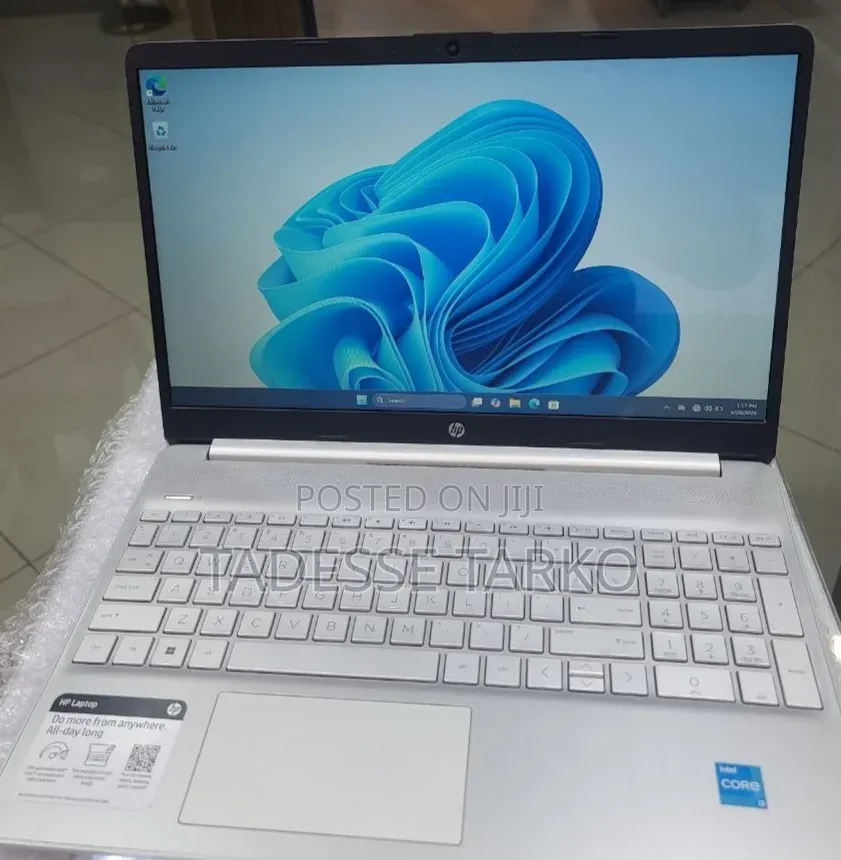New Laptop HP Stream Notebook 8GB Intel Core i3 SSD 256GB