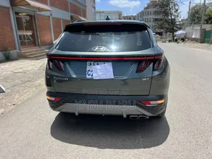 Hyundai Tucson 2023 Green