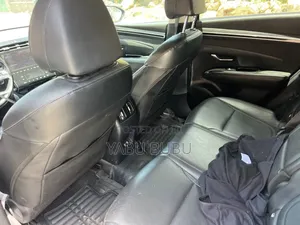 Hyundai Tucson 2023 Green