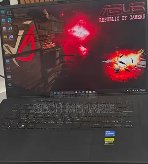 New Laptop Asus ROG Zephyrus G16 16GB Intel Core i7 SSD 512GB