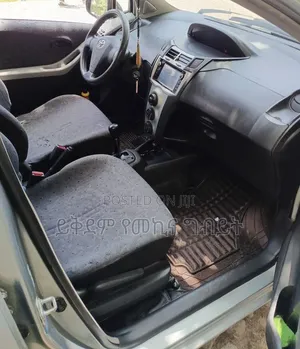 Toyota Yaris 2006 Silver