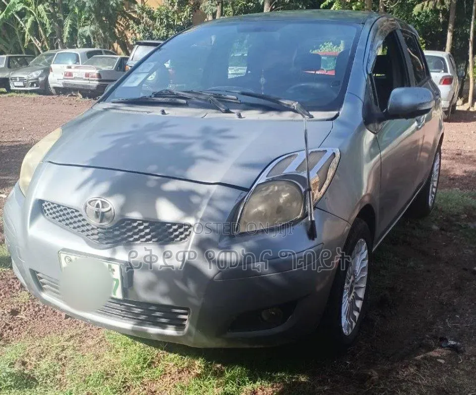 Toyota Yaris 2006 Silver