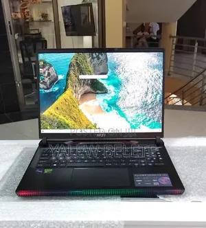 New Laptop MSI Raider GE68HX 13VI-202US 32GB Intel Core i9 SSD 1T