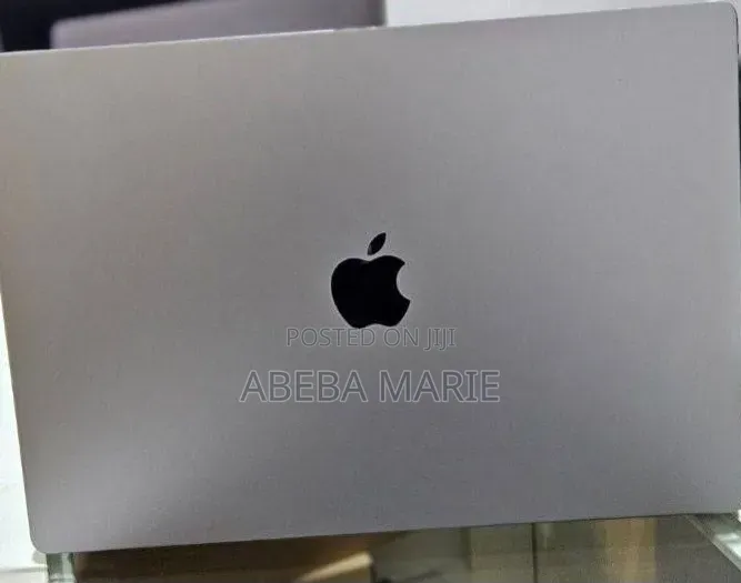 New Laptop Apple MacBook Pro M1 32GB Apple M1 Pro SSD 1T