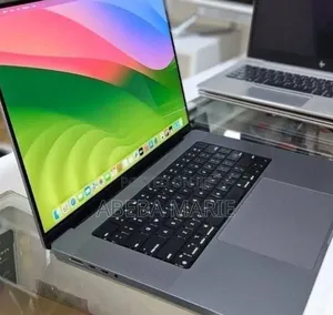 New Laptop Apple MacBook Pro M1 32GB Apple M1 Pro SSD 1T