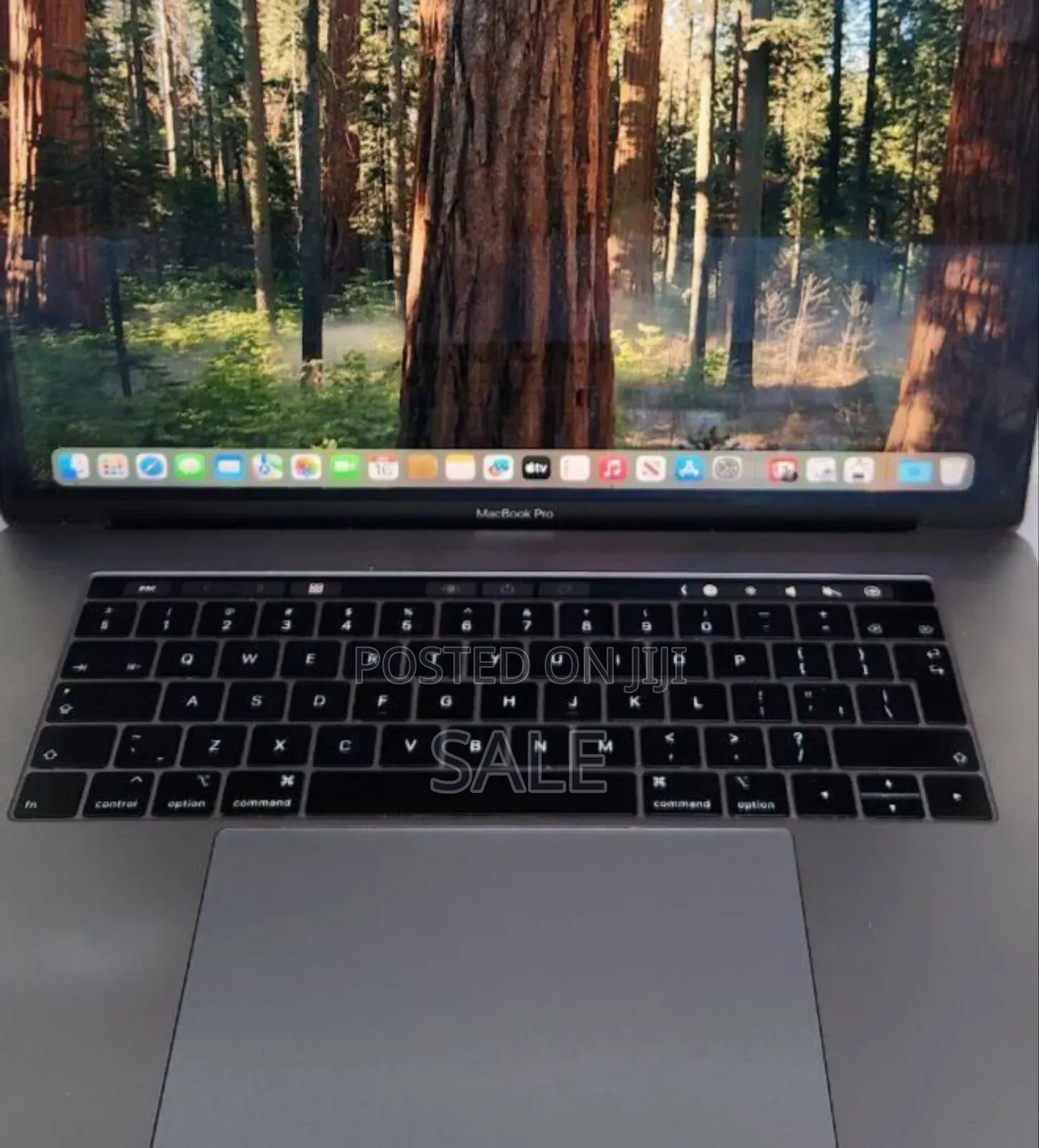 New Laptop Apple MacBook Pro 2019 16GB Intel Core i9 SSD 512GB