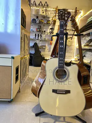 Yamaha Box Guitar