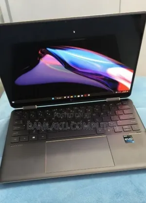 New Laptop HP Spectre 16GB Intel Core i7 SSD 1T