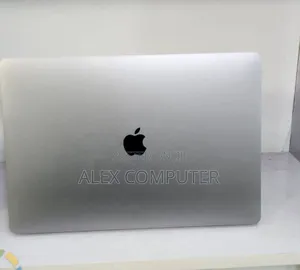 New Laptop Apple MacBook Pro 2019 16GB Intel Core i9 SSD 512GB