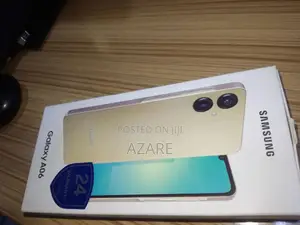 New Samsung Galaxy A06 64 GB Gold
