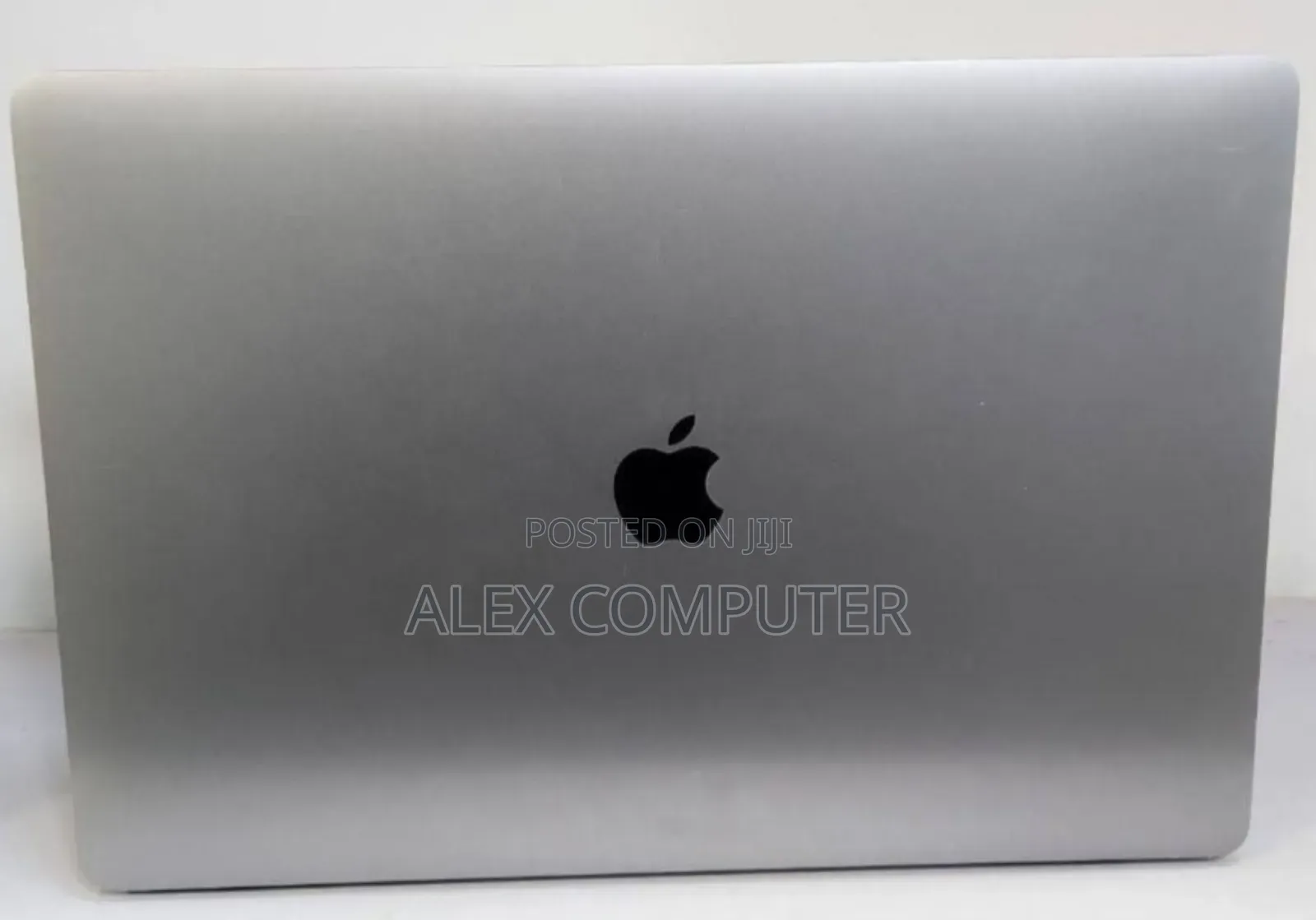 New Laptop Apple MacBook Pro 2019 16GB Intel Core i9 SSD 512GB
