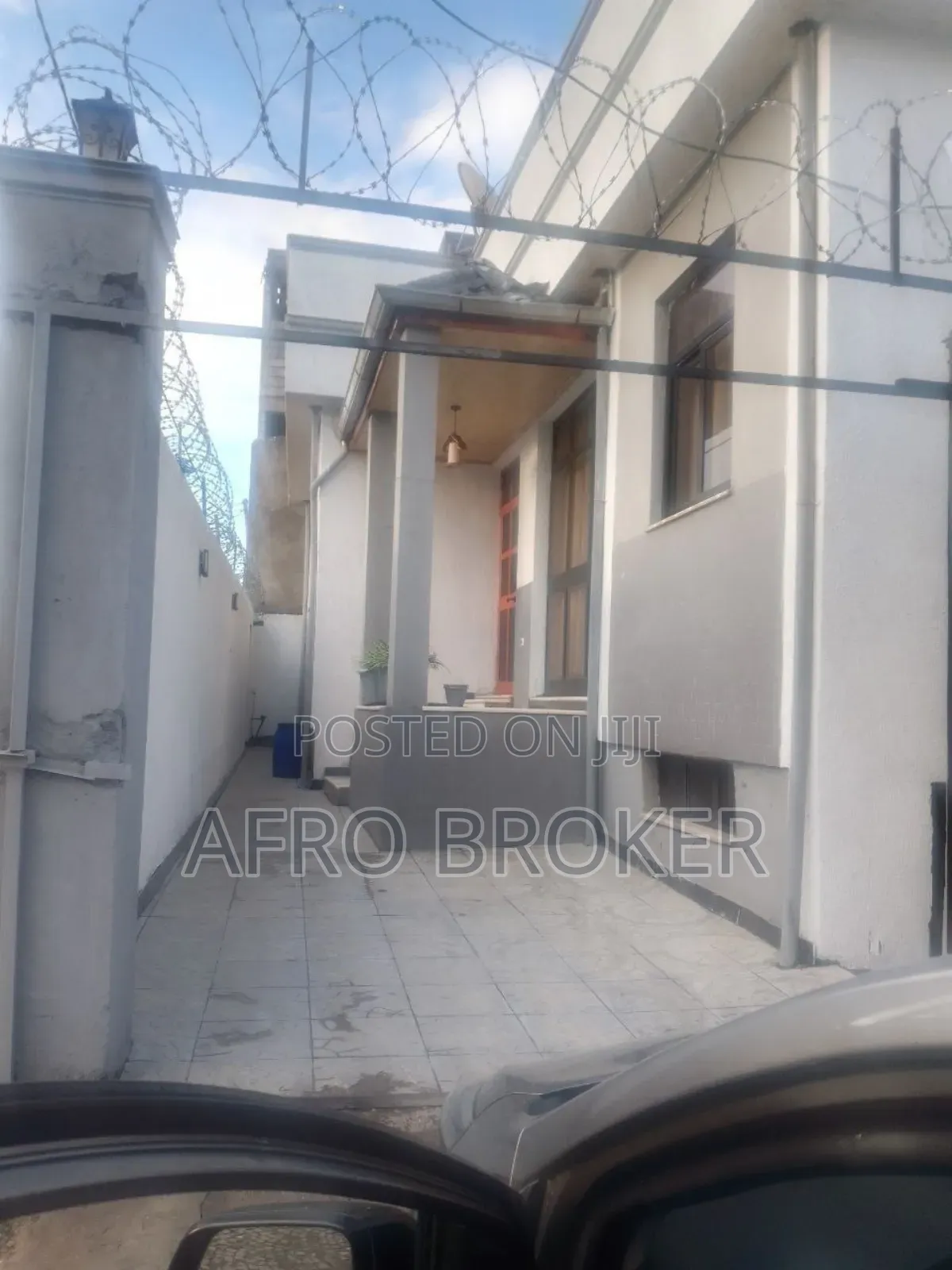 Furnished 5bdrm Villa in Gelan Ketema, Oromia-Finfinne for sale