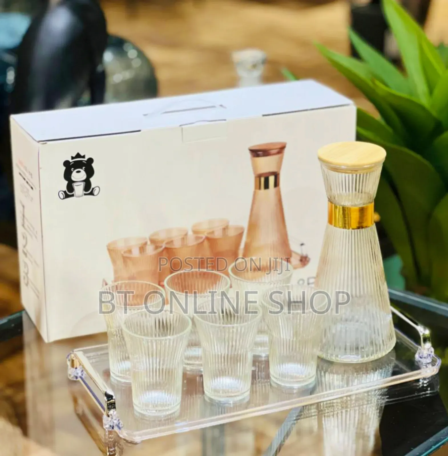 8 Pieces Glass Drinking Set