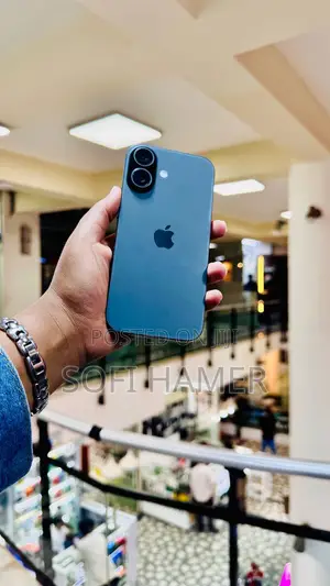 New Apple iPhone 16 128 GB Black