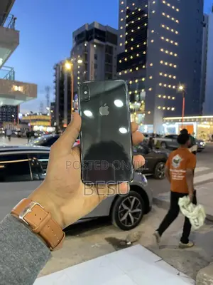 Apple iPhone X 64 GB Black
