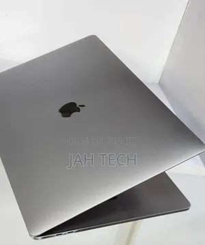 New Laptop Apple MacBook Pro 2019 16GB Intel Core i9 SSD 512GB