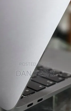 New Laptop Apple MacBook Air 2020 M1 16GB Apple M1 SSD 256GB