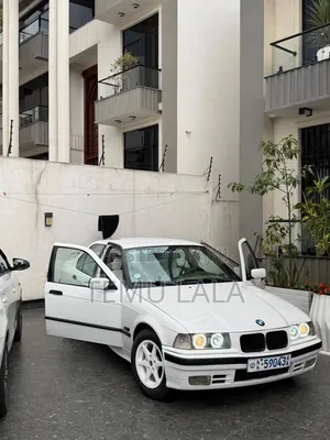 BMW 2002 1995 White