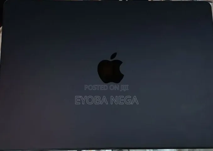 New Laptop Apple MacBook Air 2025 M4 13-inch 16GB Apple M4 SSD 256GB