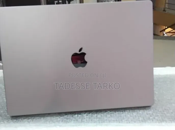 New Laptop Apple MacBook Pro 2021 M1 32GB Apple M1 Pro SSD 1T