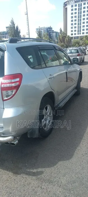 Toyota RAV4 2.4 2008 Silver