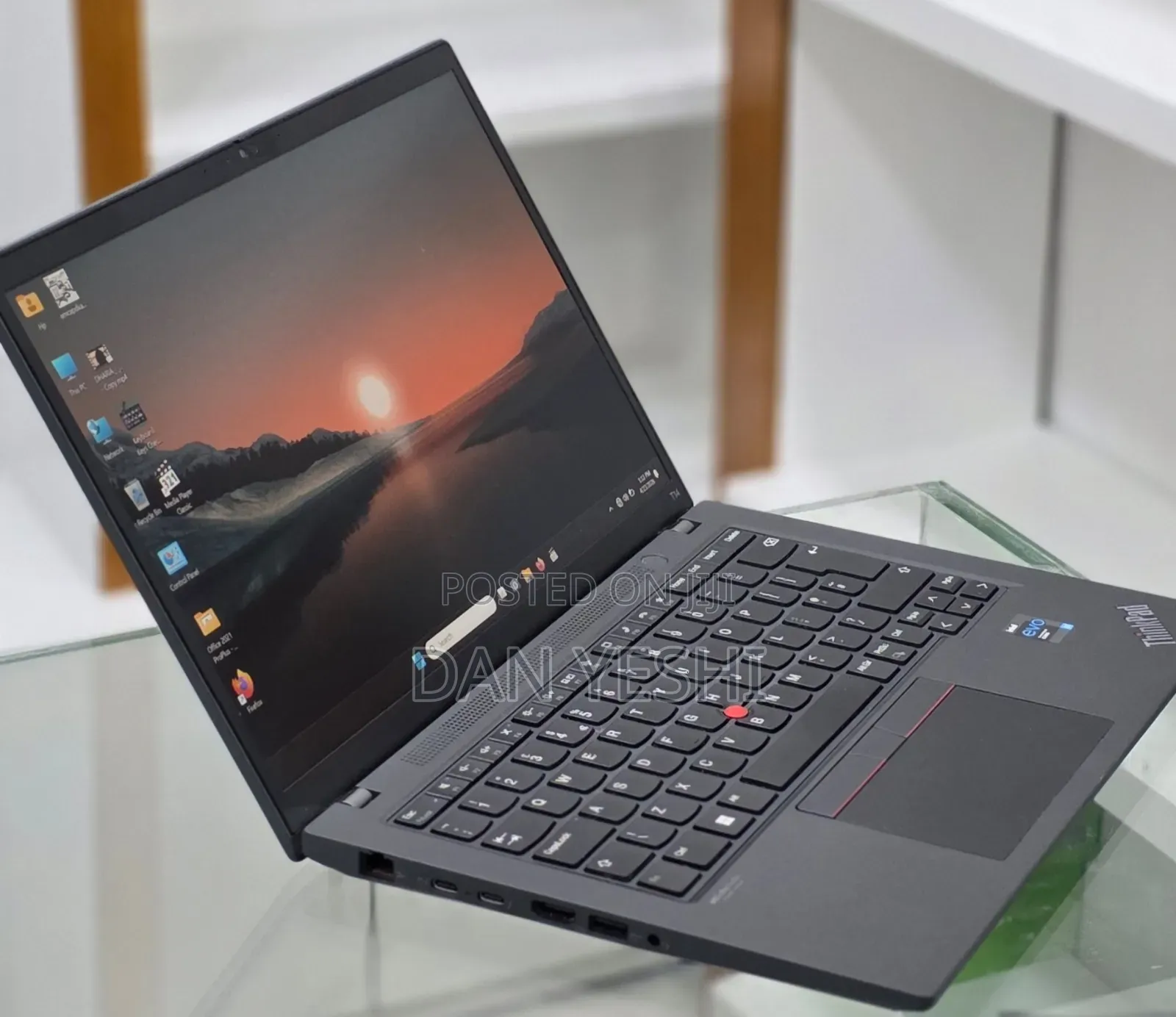 New Laptop Lenovo ThinkPad T14 16GB Intel Core i7 SSD 256GB