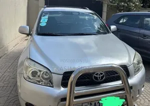 Toyota RAV4 2.4 2008 Silver
