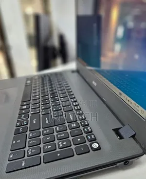 New Laptop Acer Aspire 5 8GB Intel Core i5 HDD 1T
