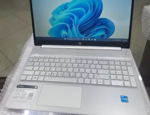 New Laptop HP Stream Notebook 8GB Intel Core i3 SSD 256GB