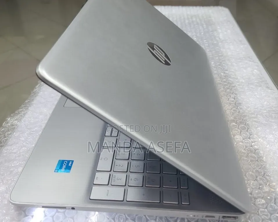 New Laptop HP Stream Notebook 8GB Intel Core i3 SSD 256GB