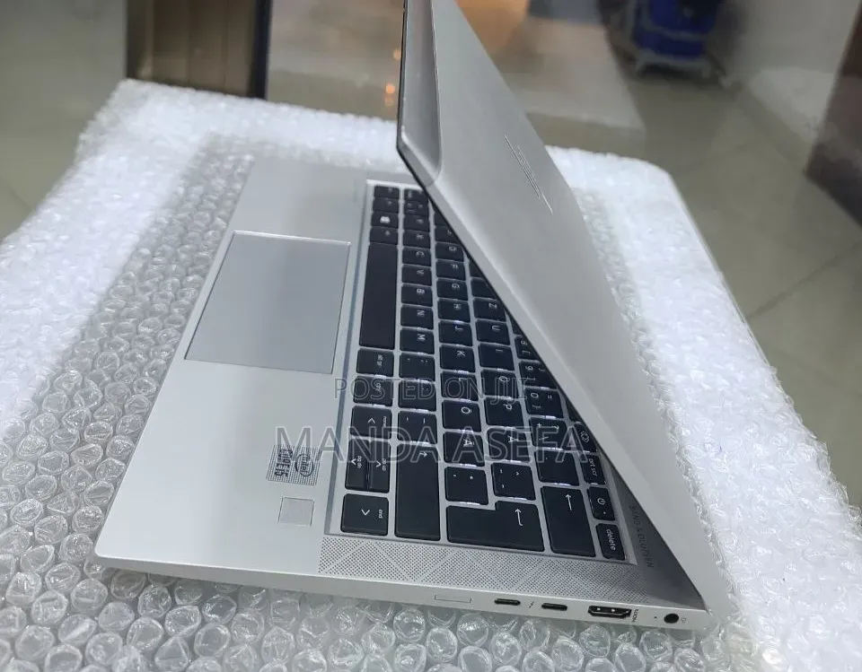 New Laptop HP EliteBook 840 G7 8GB Intel Core i5 SSD 512GB