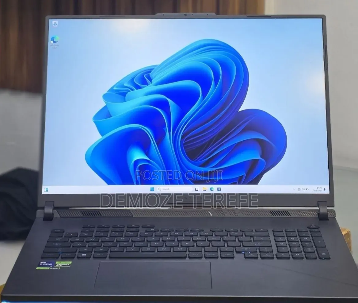 New Laptop Asus ROG Strix G15 32GB Intel Core i9 SSD 2T