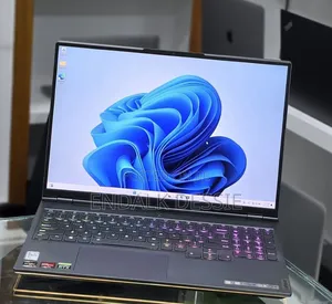 New Laptop Lenovo Legion Slim 5 16GB AMD Ryzen 9 SSD 1T