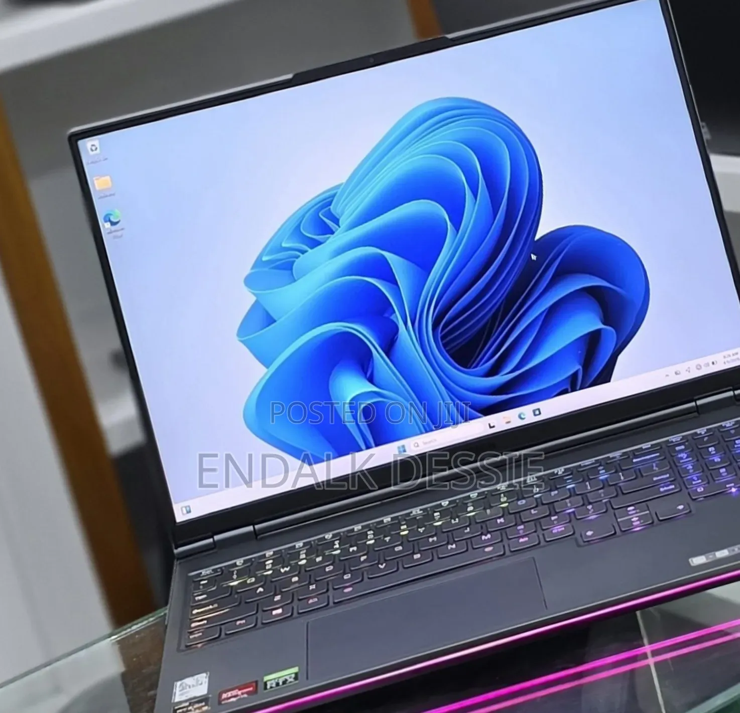 New Laptop Lenovo Legion Slim 5 16GB AMD Ryzen 9 SSD 1T