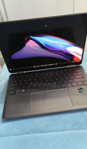New Laptop HP Spectra 13 16GB Intel Core i7 SSD 1T
